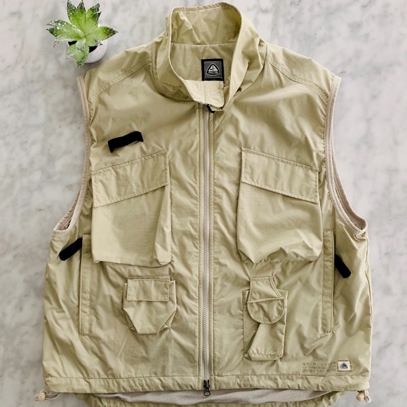 nike fishing vest